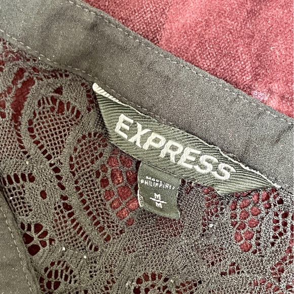 3/4 Sleeve Flowy Blouse with Lace Shoulders, Medium - Picture 3 of 4